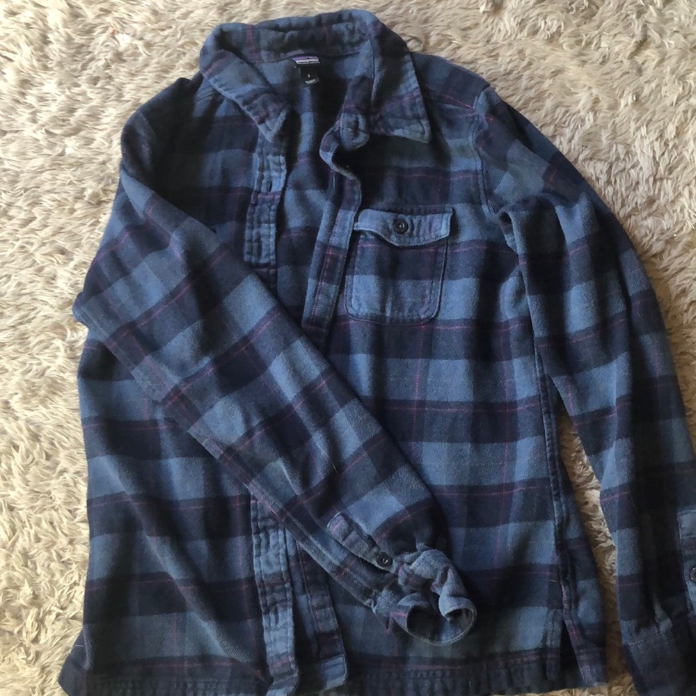 Size 8 Patagonia worn wear flannel